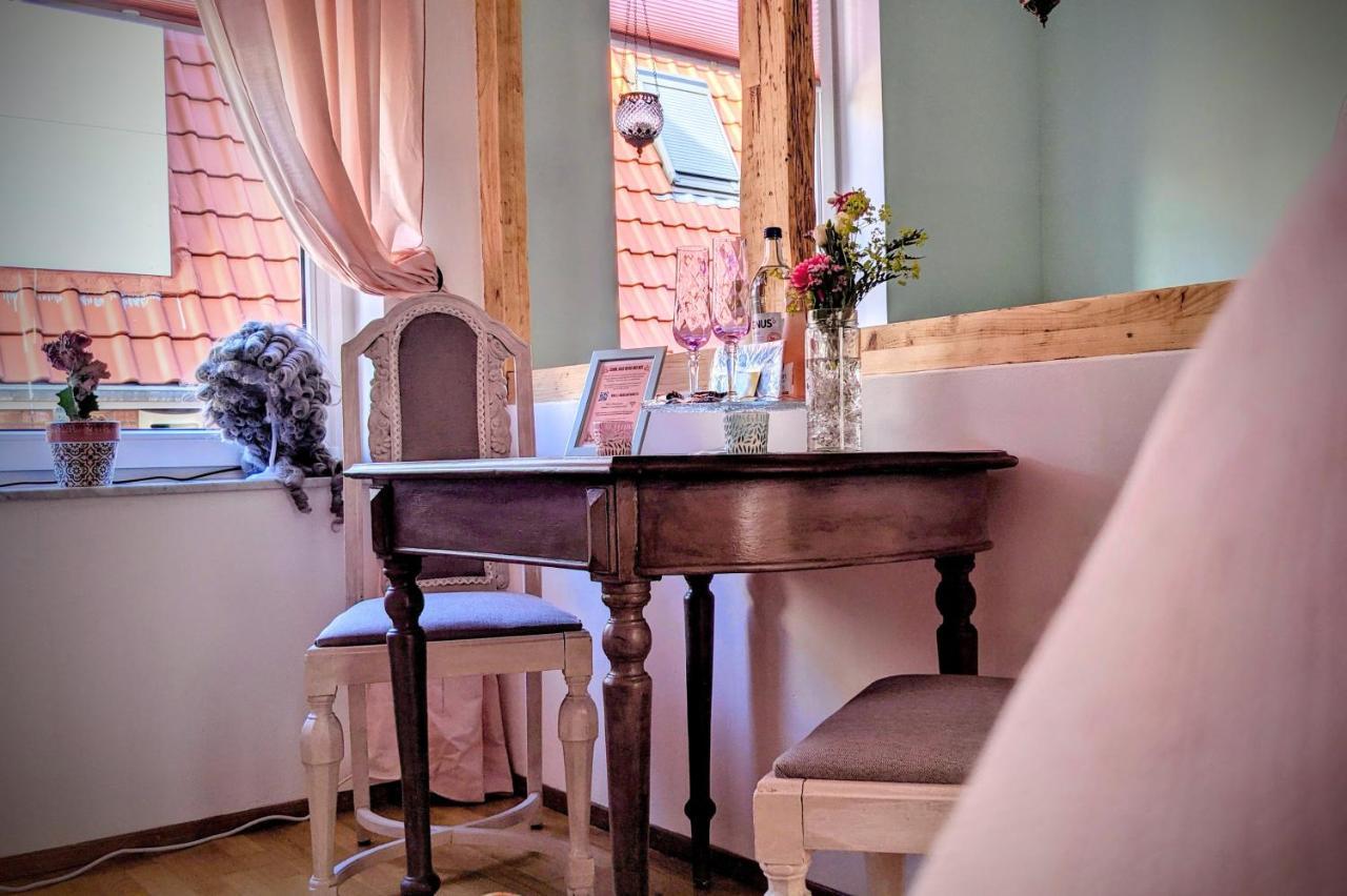 Queen Apartment Илцен Екстериор снимка