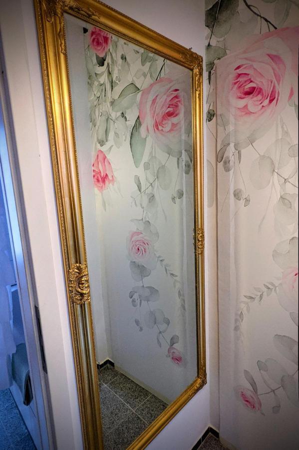 Queen Apartment Илцен Екстериор снимка
