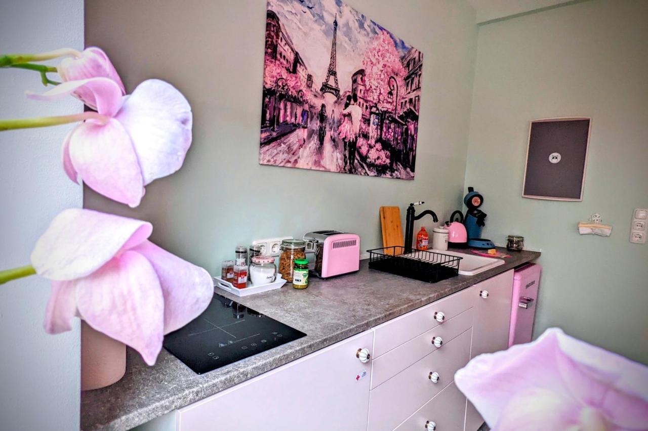 Queen Apartment Илцен Екстериор снимка