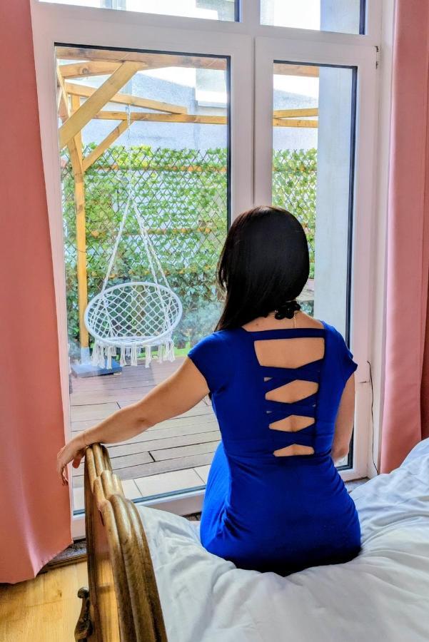Queen Apartment Илцен Екстериор снимка